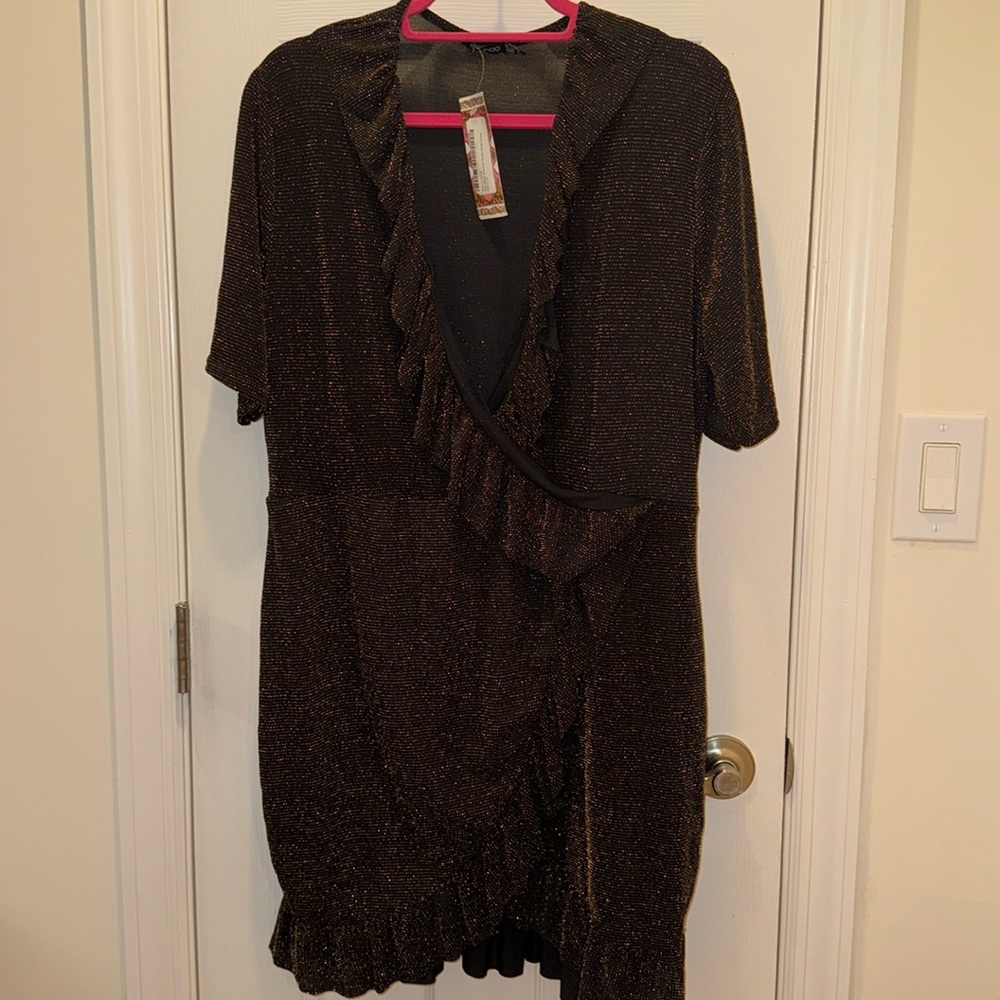 Boohoo Black and Gold Glitter Shimmer Ruffle Wrap Dress Size US 18